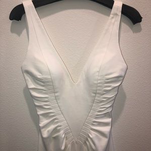 Jovani White Mermaid Gown Dress size 0 New Revolve
